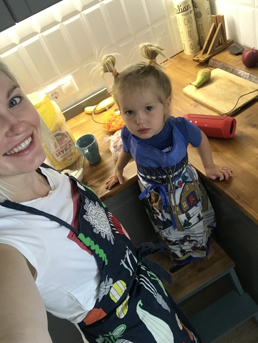 В декрет успеваешь и учишься делать все с маленькой помощницей. Все, кроме своих хобби.