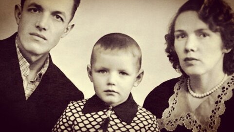 GoldКино. С родителями. Детство и юность признанного мастера экрана Александра Галибина