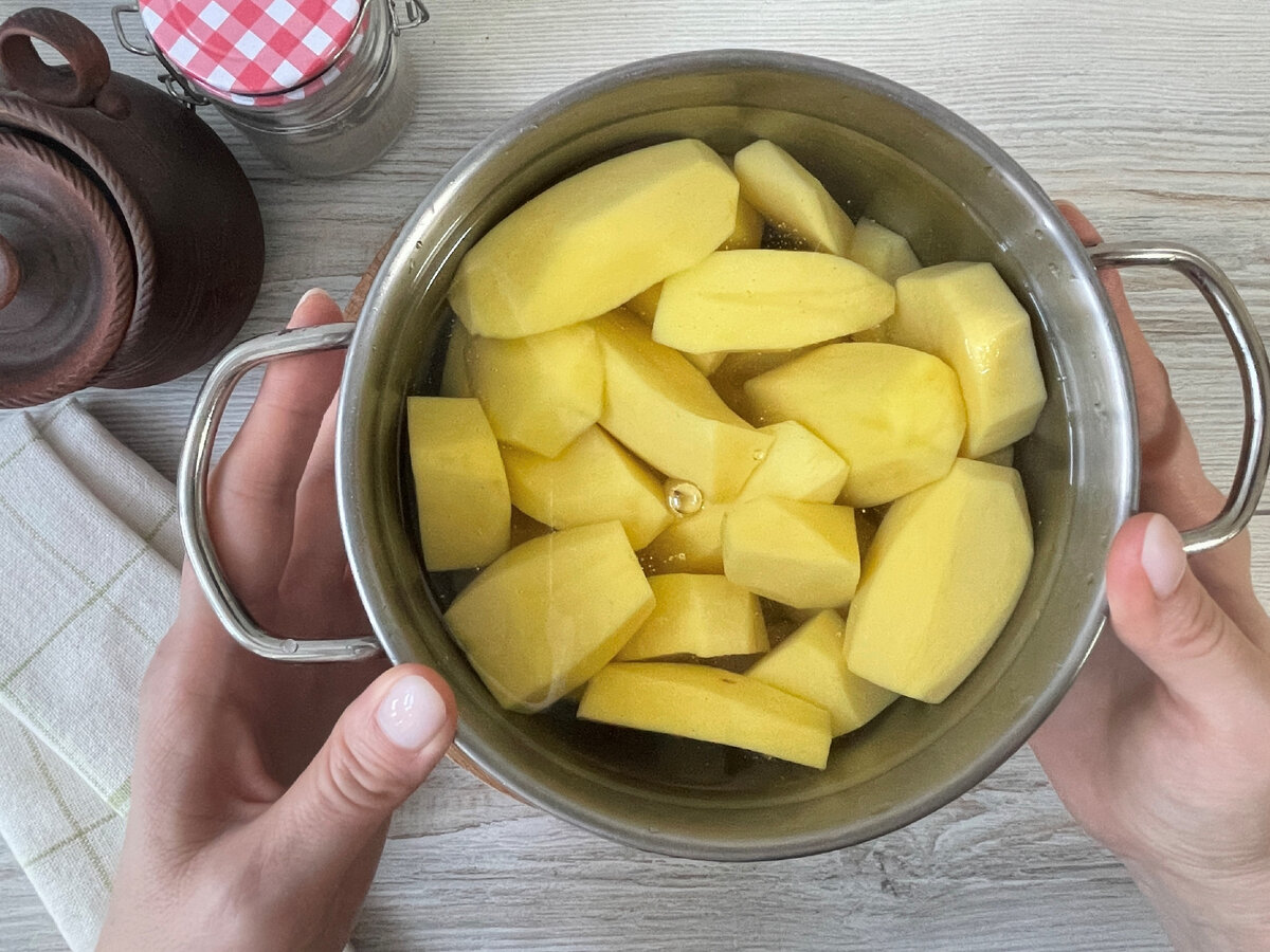 Что делать если дома нет ни молока ни сливочного масла, а хочется вкусной  картошки? (вспоминаем рецепты бабушек) | Кухня СССР с Еленой | Дзен