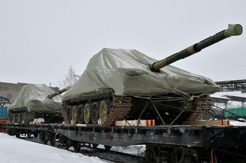    Новые танки Т-90М «Прорыв» поставлены Уралвагонзаводом Министерству обороны России