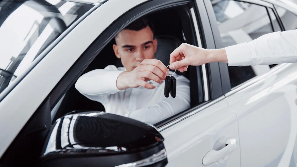    За год в России продали 687 тысяч новых авто