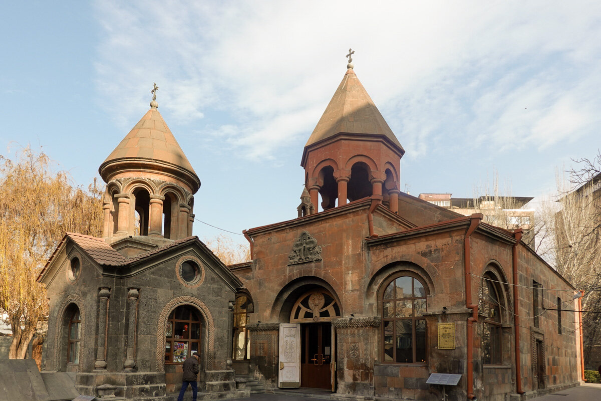 2-й переулок улицы Туманяна, 4