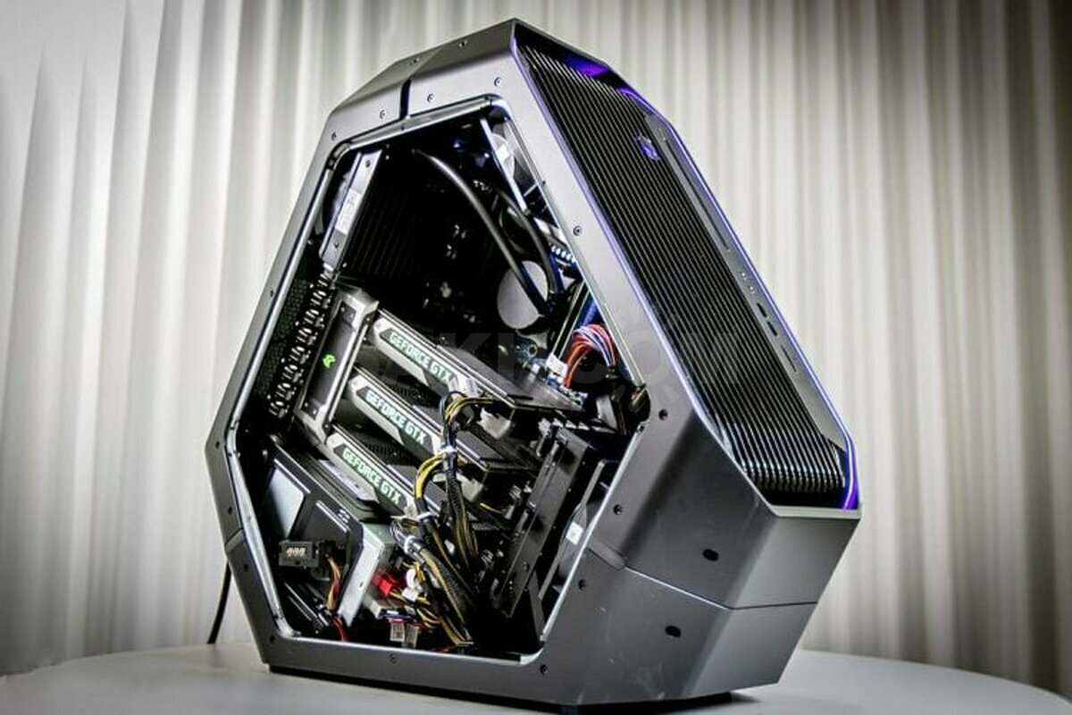 Alienware Case