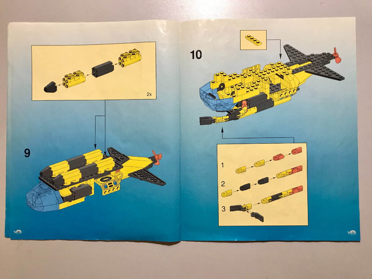 LEGO Aquazone 6175 Crystal Explorer Sub Le Gold s Hide Out