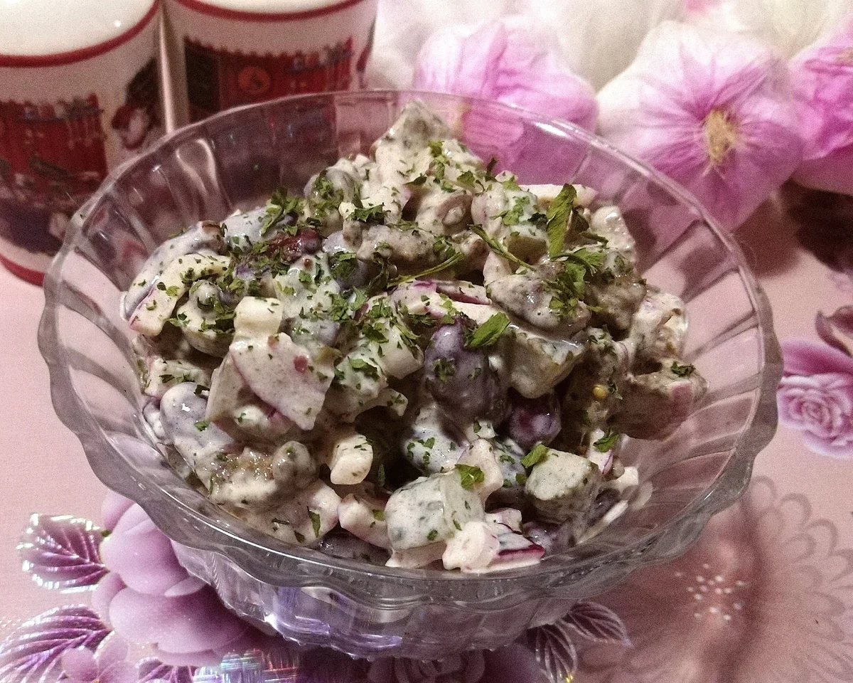 Салат с фасолью, который я непременно приготовлю на праздник мужу-любителю остренького