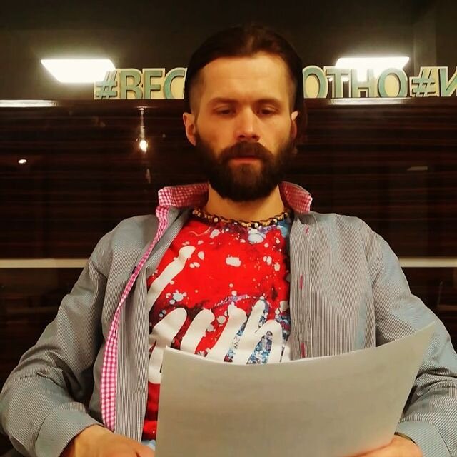 Поэтический вечер "Честный"