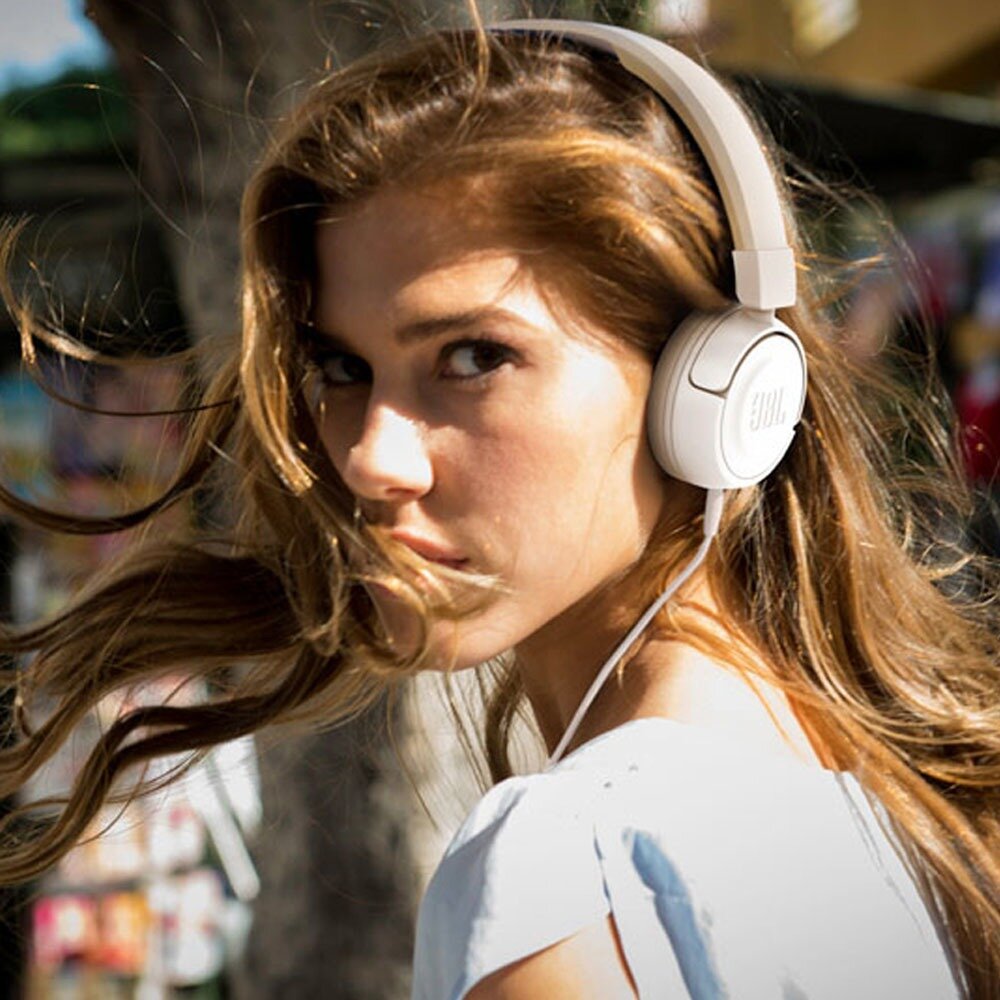 Источник https://cdn1.technopark.ru/technopark/photos_resized/product_interior/1000_1000/103280/1_103280.jpg