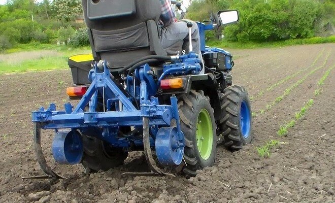 Культиватор, окучник 