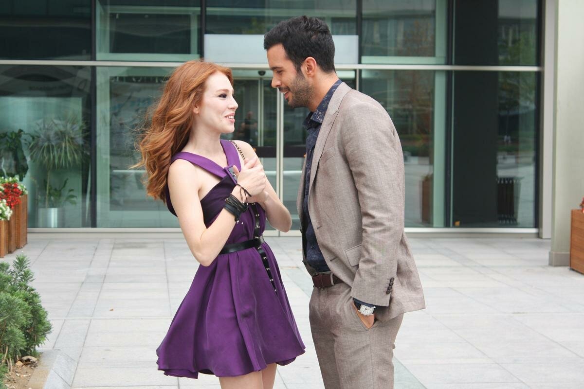 Вот где можно разгуляться кинематографистам, снимая сцены свадебной церемонии в Турции. Таких сцен в турецких сериалах много, когда влюбленные в окружении гостей женятся.-13-7