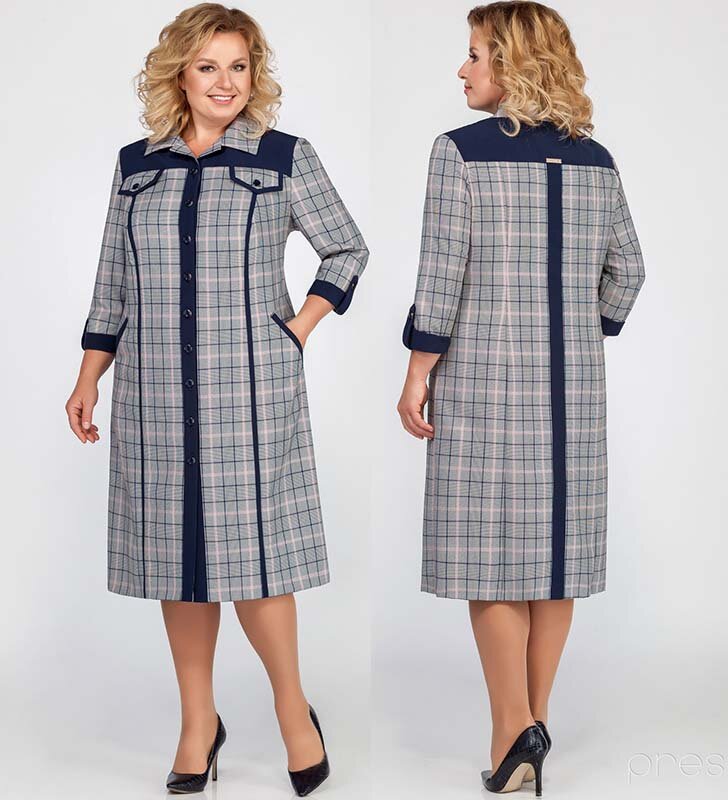 Вид спереди и сбоку платья-рубашки на кокетке с рельефом