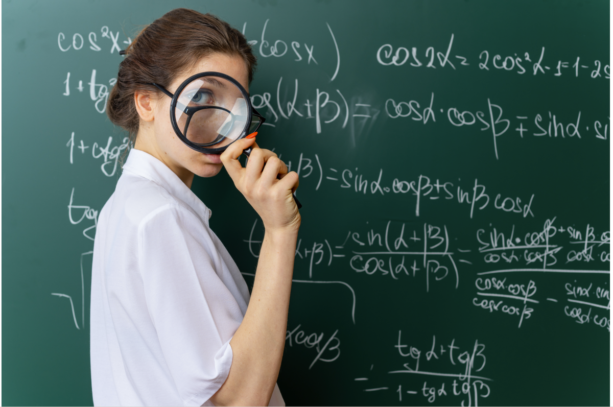 https://ru.freepik.com/free-photo/confident-young-blonde-female-math-teacher-wearing-glasses-standing-in-profile-view-in-front-of-chalkboard-looking-at-camera-through-magnifying-glass-in-classroom_15255768.htm