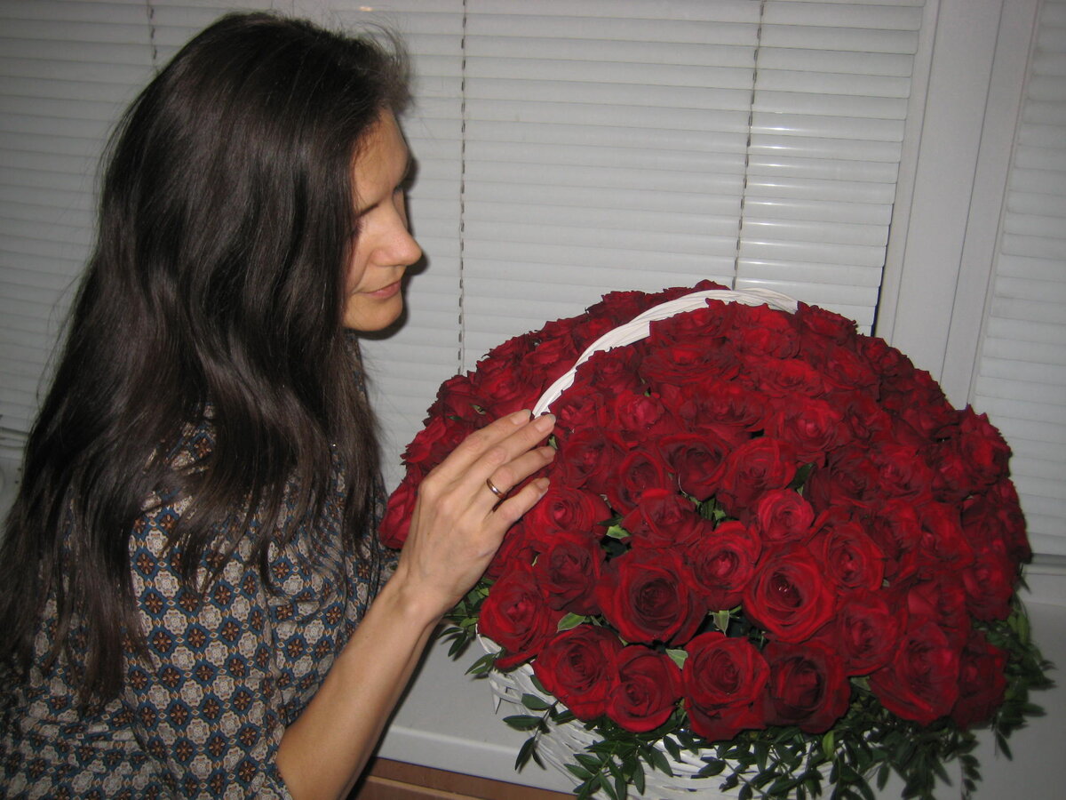 Мне было непросто разобраться в многообразии баночек и флакончиков по уходу за кожей...