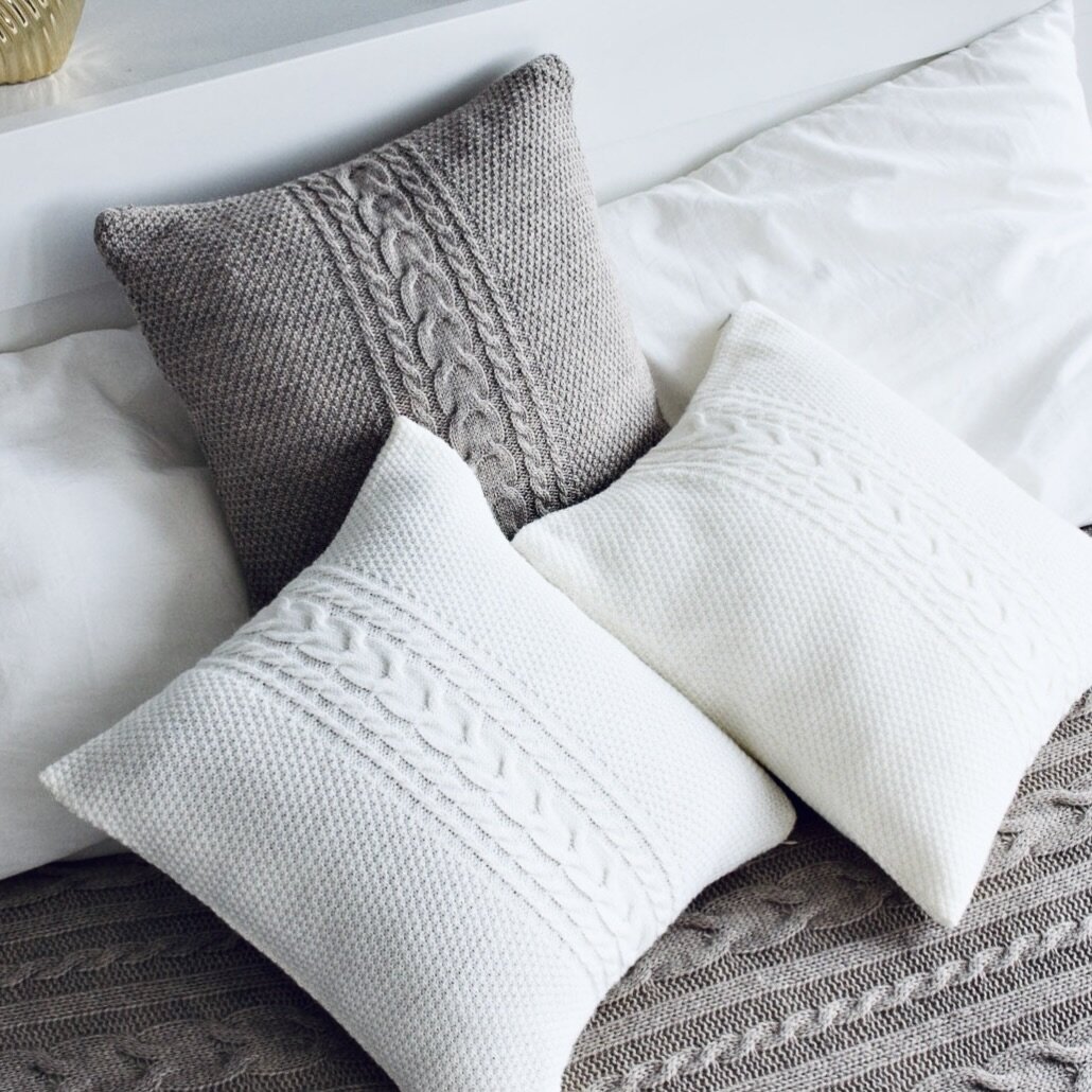 Подушки с лаконичным дизайном