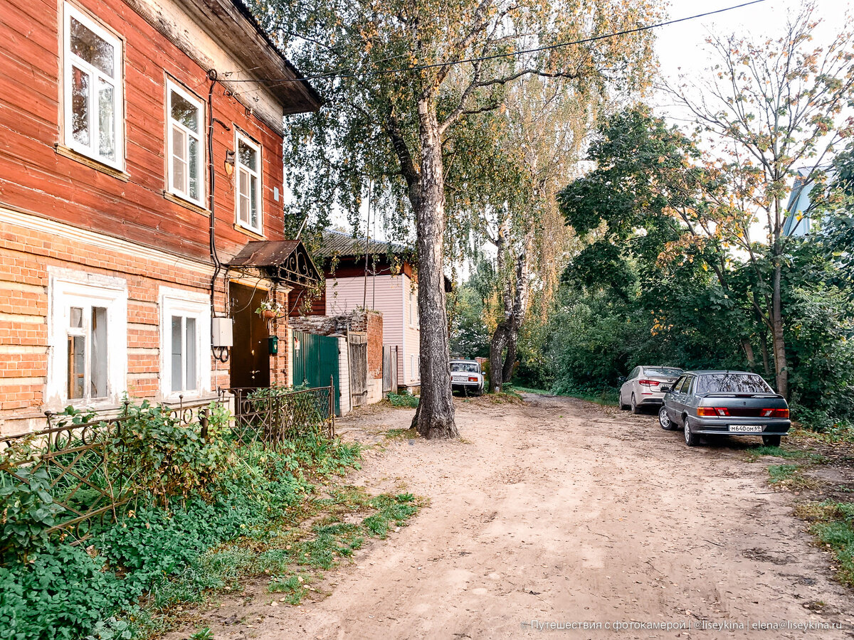 Калязин фото города улицы