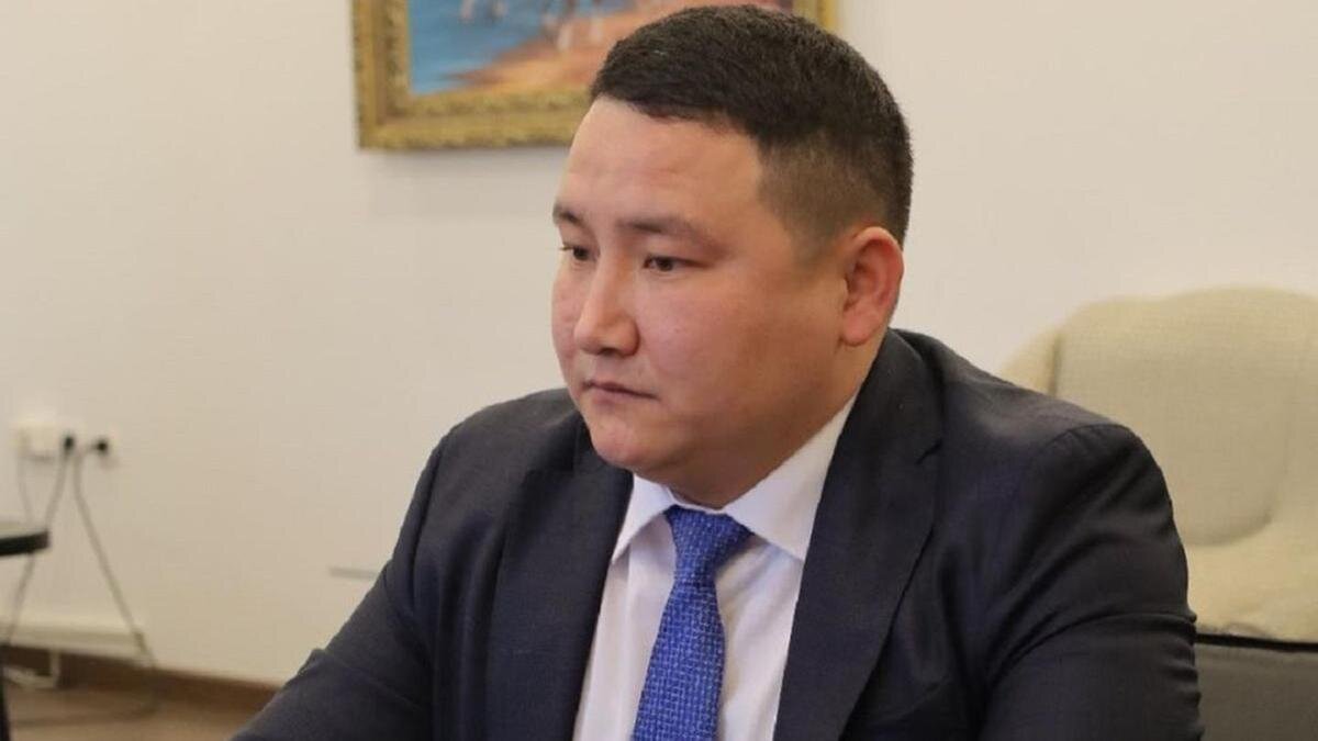    Кадиржан Адинов:instagram.com/jylyoi_audany_akimdigi