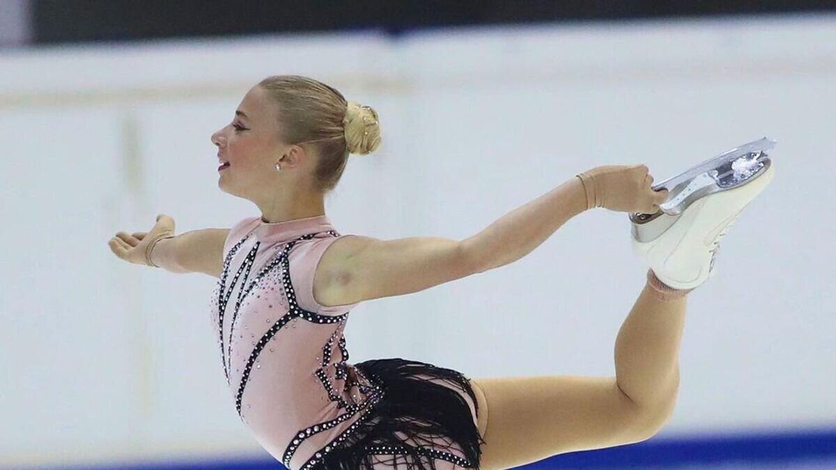    Венгерская фигуристка Вивьен Папп© Фото : Социальные сети Вивьен Папп