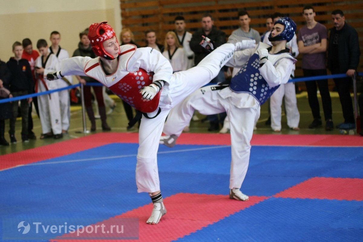 Соревнования юниоров тхэквондо ВТФ