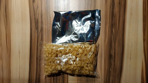 Как вы видите, макарон на одну порцию. Однако на сто рублей можно купить примерно один килограмм макарон.
