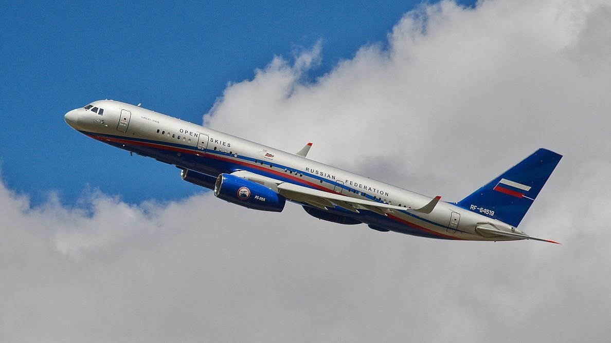 Самолёт Ту-214ОН в полёте. Фото: tupolev.ru