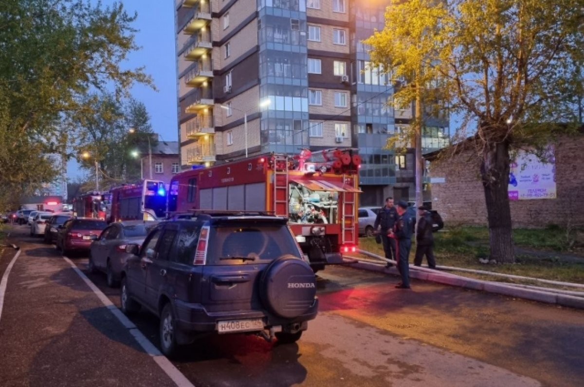    В Краснодаре в частном доме на улице Октябрьской произошел пожар