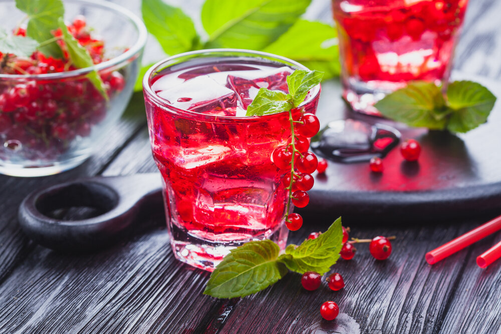    Какие вкусные и полезные прохладительные напитки приготовить на даче?