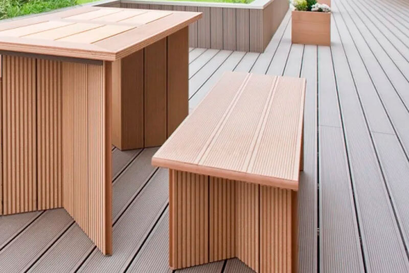 Мебель из ДКП требует минимального ухода —  грязь и пыль легко смыть водой 