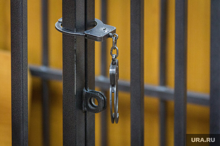    Мужчину задержали на 15 суток, в его крови нашли наркотические вещества