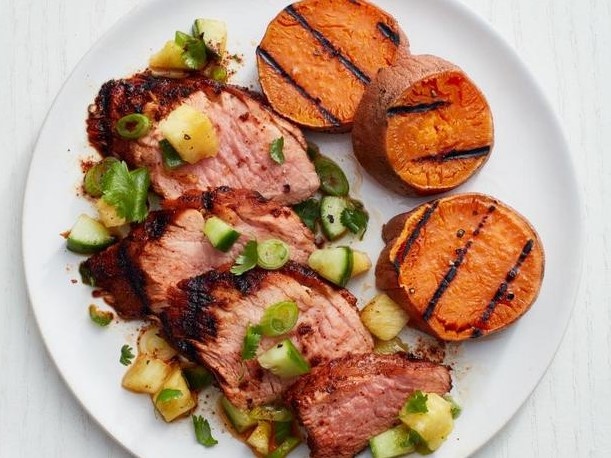 Свиная вырезка с бататом