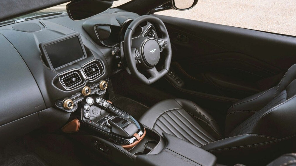 Фото: Aston Martin