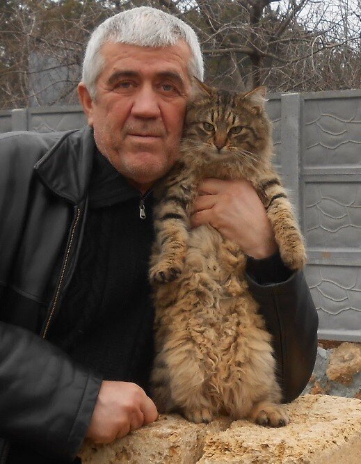 - Боливар спокоен и сосредоточен. Он уже точно знает своё место в этой Жизни.