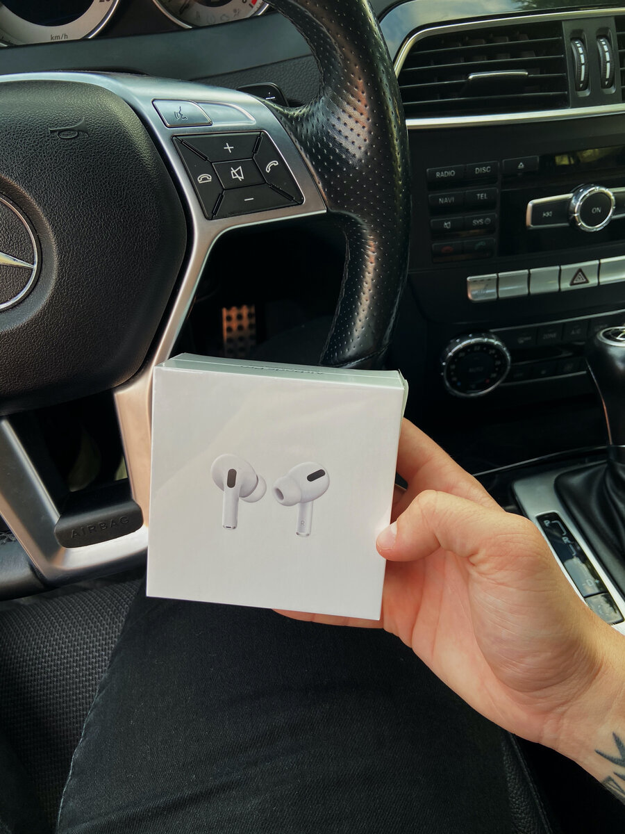 Теперь я уже сам делаю эти дорогие подарки) Хотите прочитать мнение о AirPods Pro?