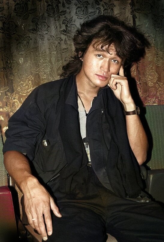 ВИКТОР ЦОЙ                                                                                                                   Источник фото: https://clck.ru/W3yYR