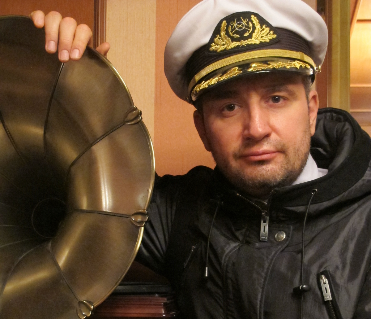 Ещенко считает день своего рождения первоапрельской шуткой
