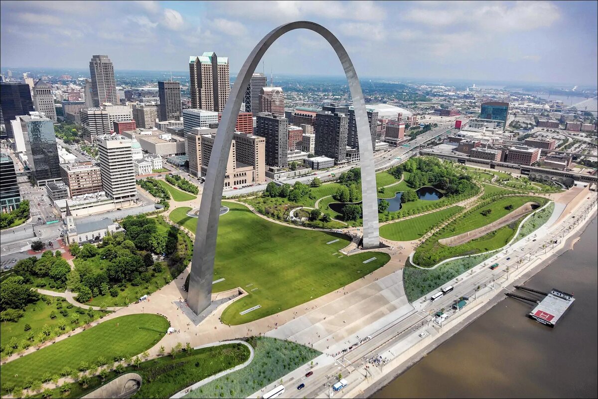 Фотографии загружены из сервиса Яндекс.Картинки 👍🏻📸https://prousa.info/images/cities/gateway_arch/gateway_arch_st_louis_skyline.webp