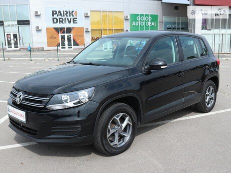 Volkswagen Tiguan (≈1 350 000 руб)