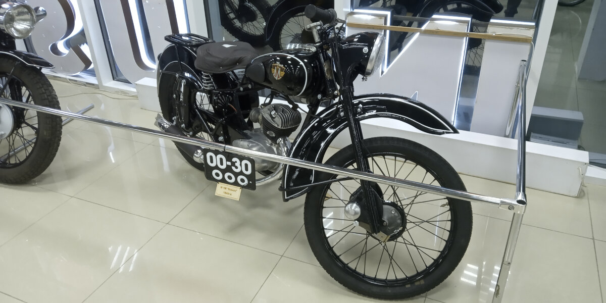 М1М "Минск" 1948 г.в.