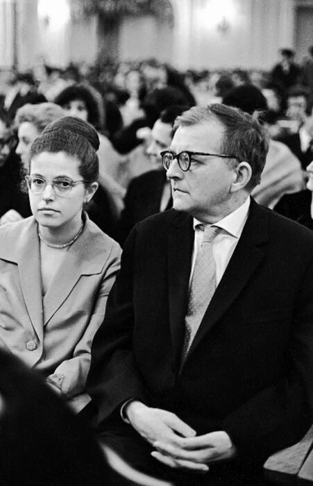 Дмитрий шостакович биография личная жизнь Как сложилась судьба сына и внука Дмитрия Шостаковича, сбежавших в ФРГ в 1981 го