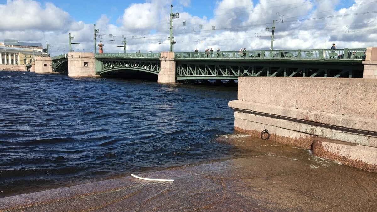 мост под водой в питере