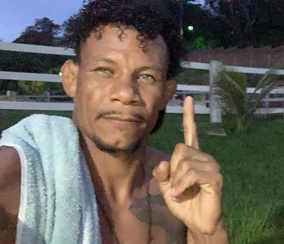 Алекс Оливейра