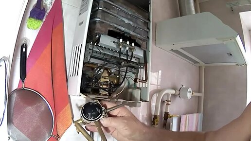 Замена мембраны в газовой колонке бакси. Не зажигается газовая колонка. Из газовой колонки капает вода причины. Из газовой колонки капает вода причины. Газовая колонка вектор стар ремкомплект 2012 года.