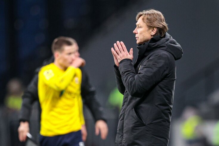 Валерий Карпин