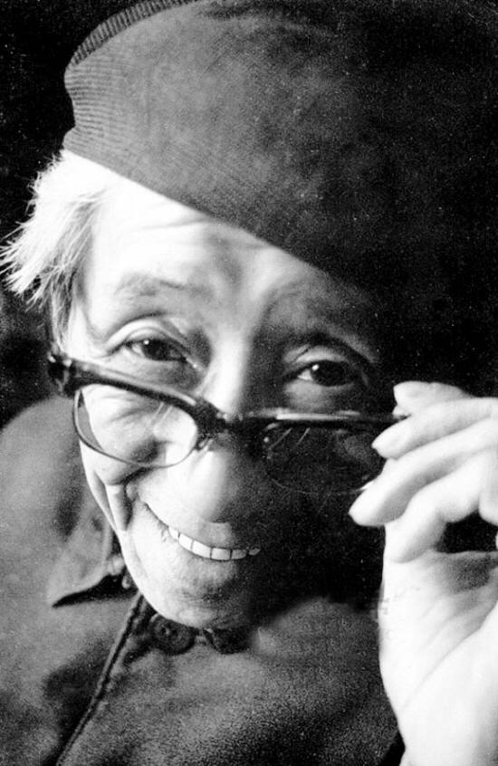 Тэ Вэй (1915-2010)