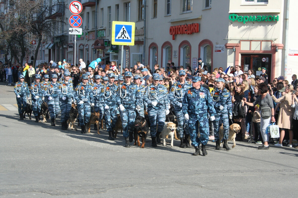 Равняемся на героев ижевск фото