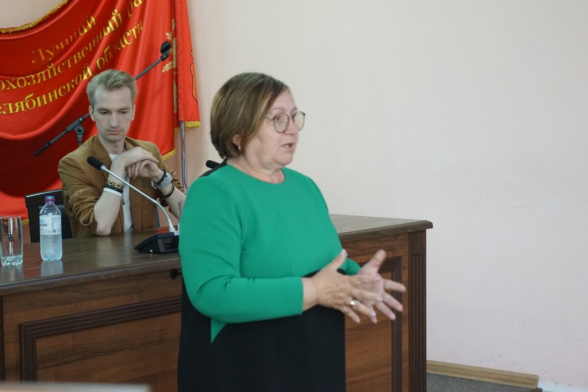 Команда Союза женщин Челябинской области во главе с председателем Натальей Басковой провели первый обучающий семинар