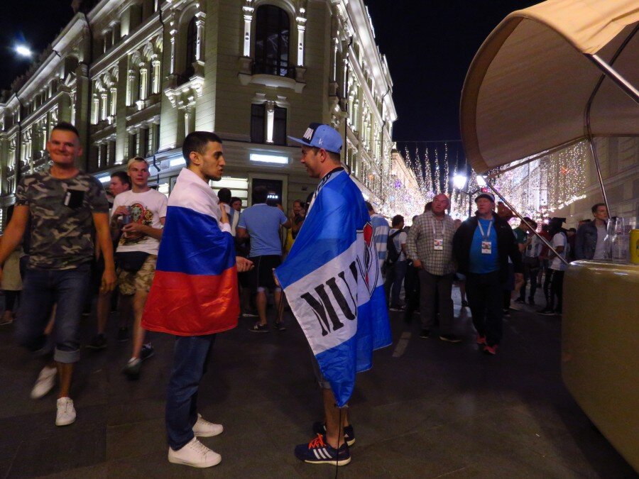 Вспомним сегодня немного атмосферу футбольного чемпионата 2018. Случится ли ещё подобное?