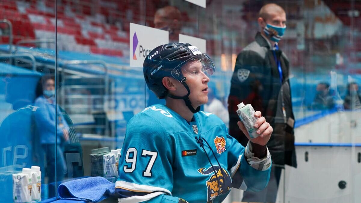    Игрок "Сочи" Василий Глотов© Фото : Пресс-служба ХК "Сочи"