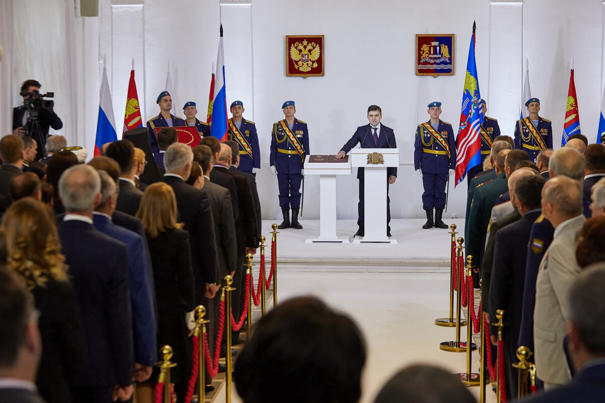 10 октября 2018 года Станислав Воскресенский принес присягу губернатора Ивановской области 