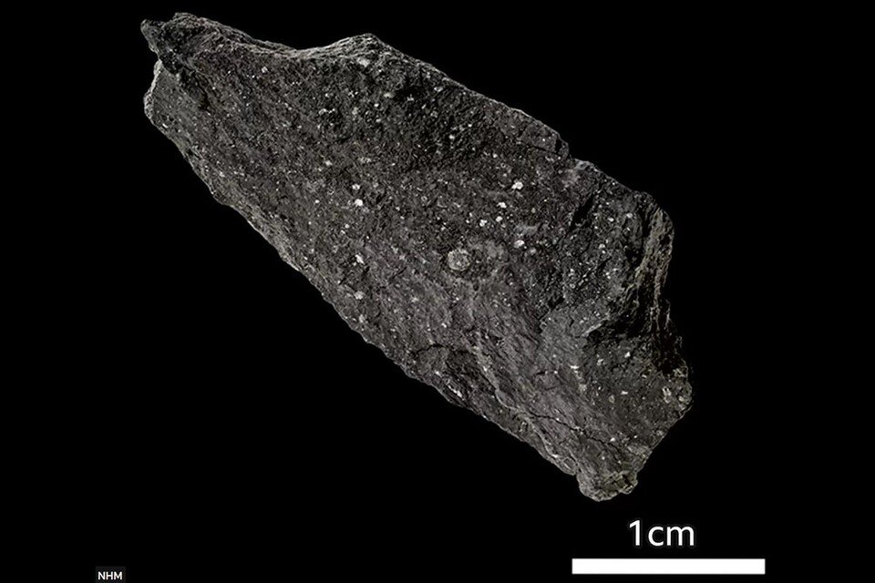     Метеорит быстро нашли.