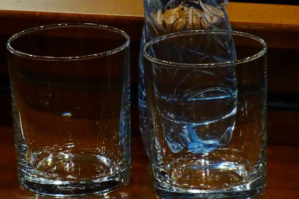     В Липецке отключат воду и свет Юлия КЛЮЕВА