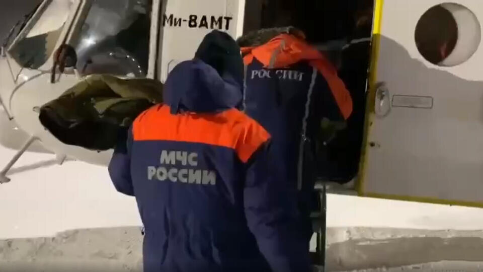 Фото: © Спасатели МЧС России направились к месту жесткой посадки АН 2 ,МЧС России